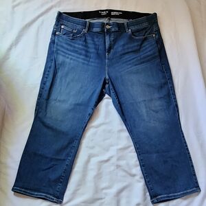 Torrid Blue Ankle Cropped Jeans with Timeless Denim Style